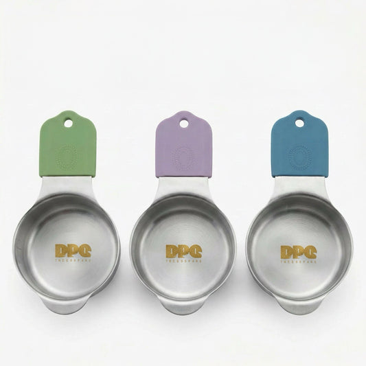Magnetic Stainless Steel Dog Food Scoop (1 Cup / 240 ml)